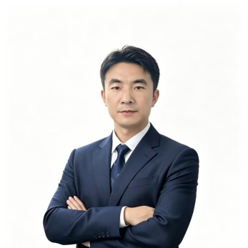 杜洁亮