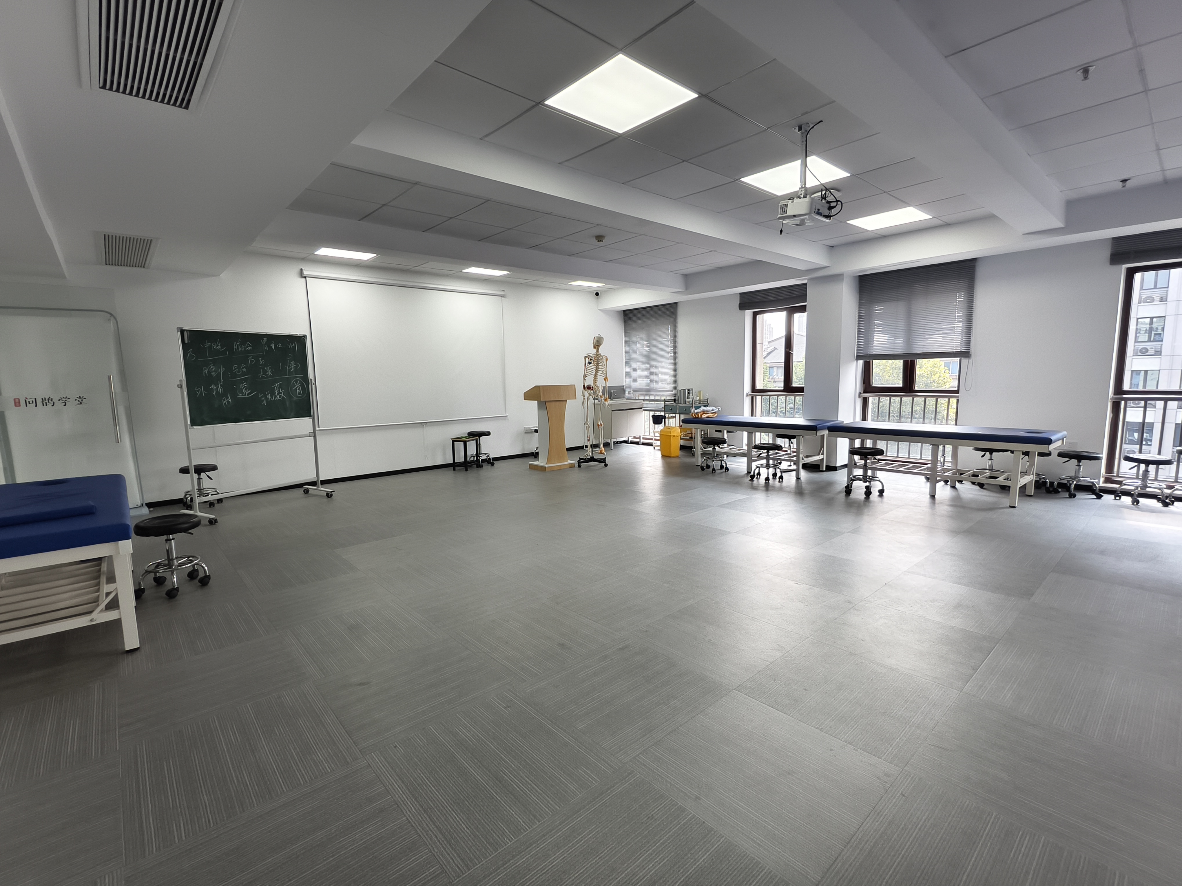 杭州中医学校校园风采