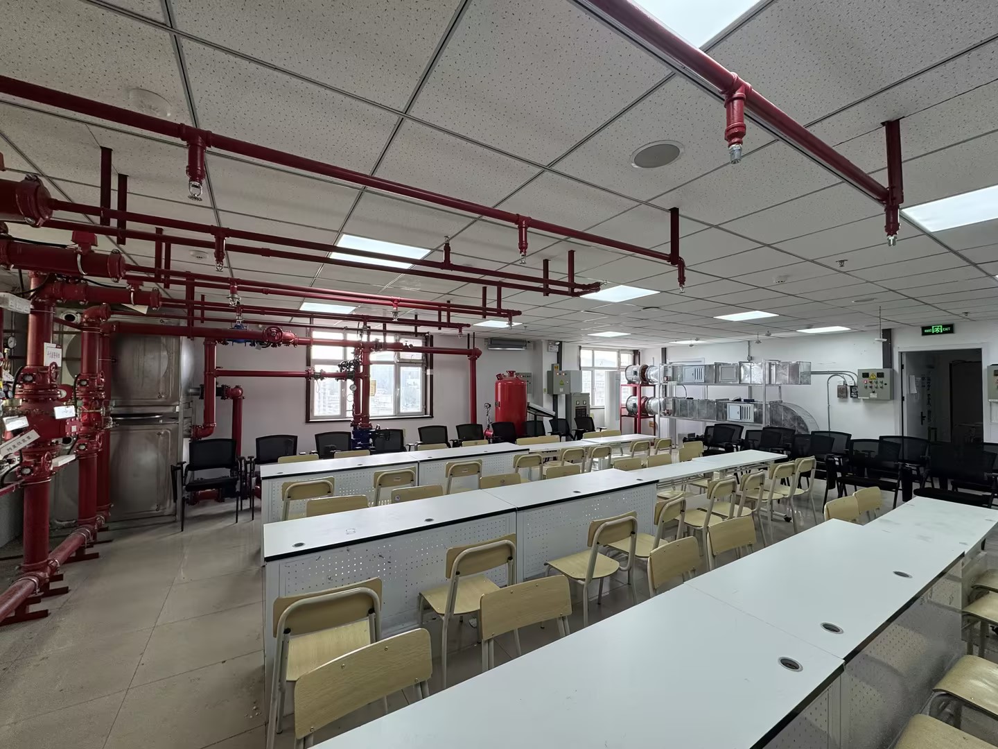 乌鲁木齐消防学校校园风采