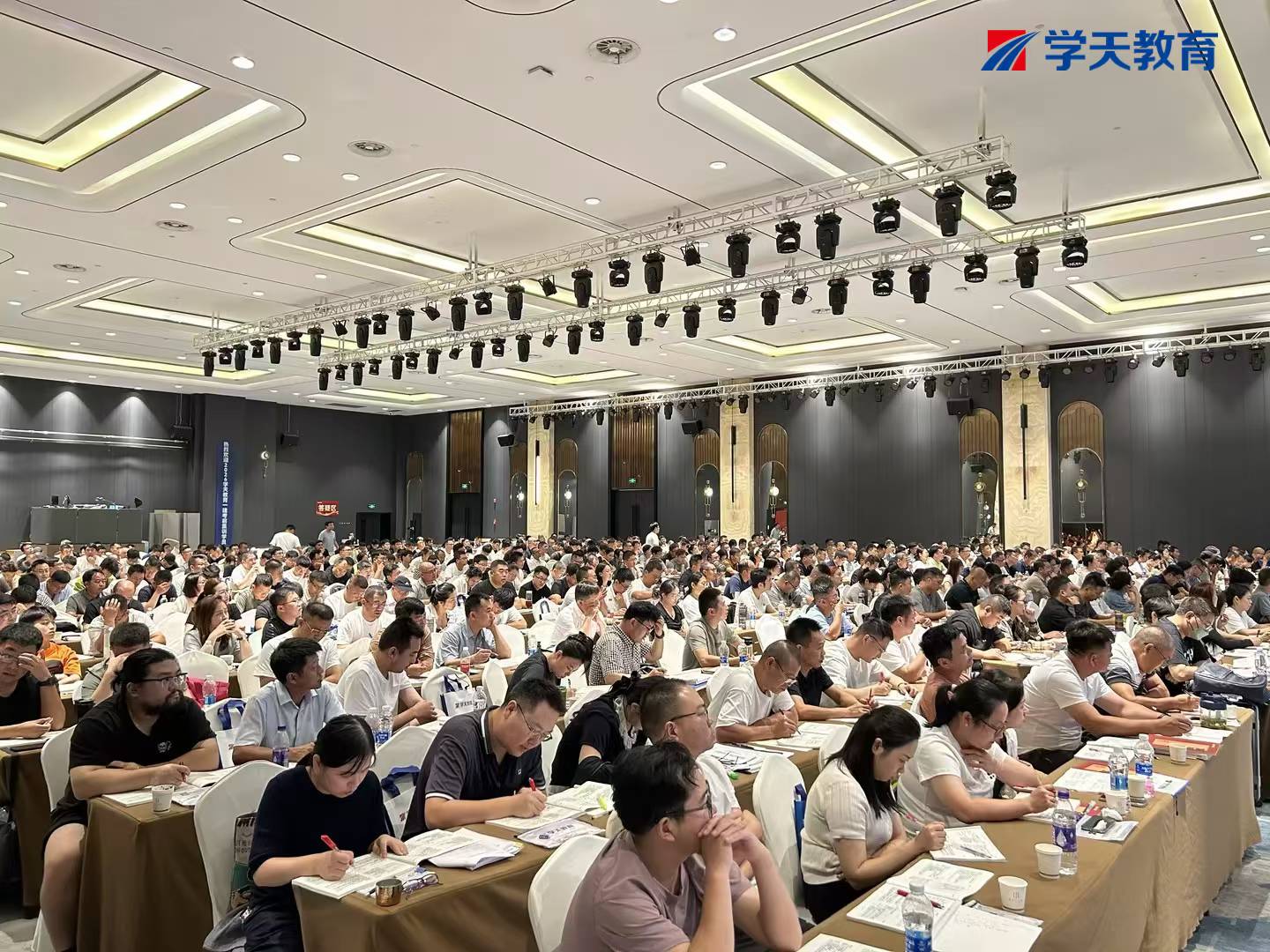 郑州直销中心校园风采