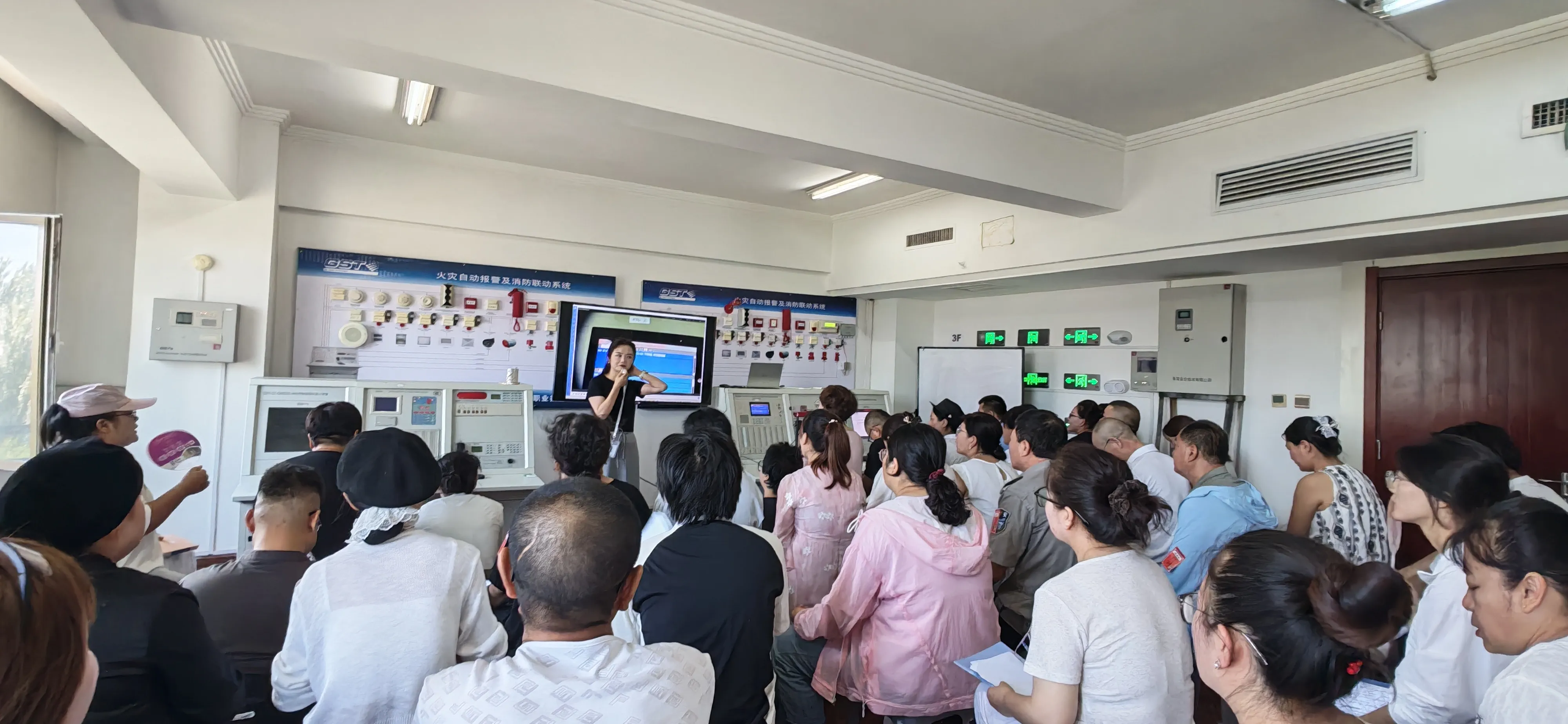 学天教育_银川消防学校_分校风采