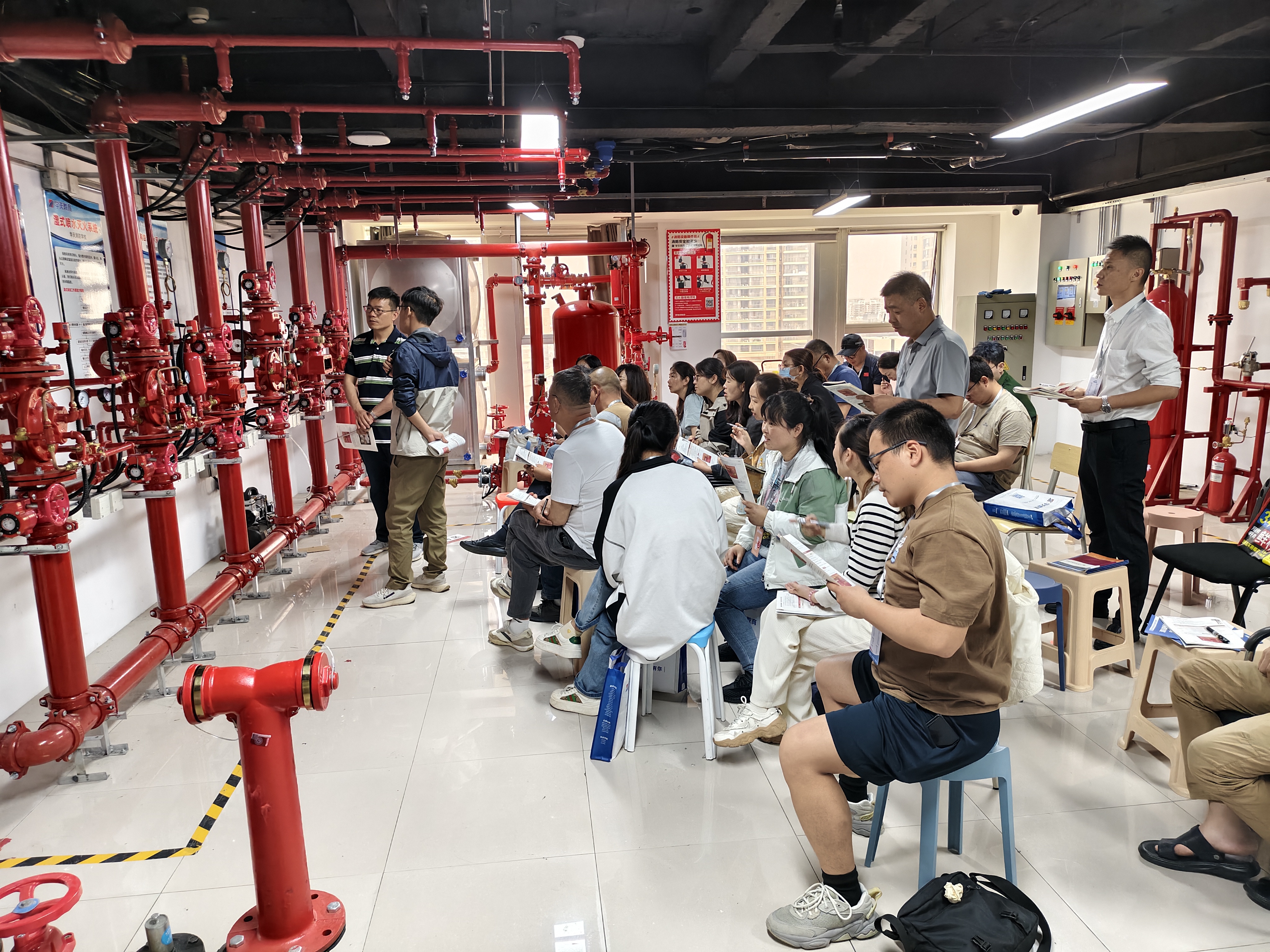 学天教育泰州消防学校分校介绍主图