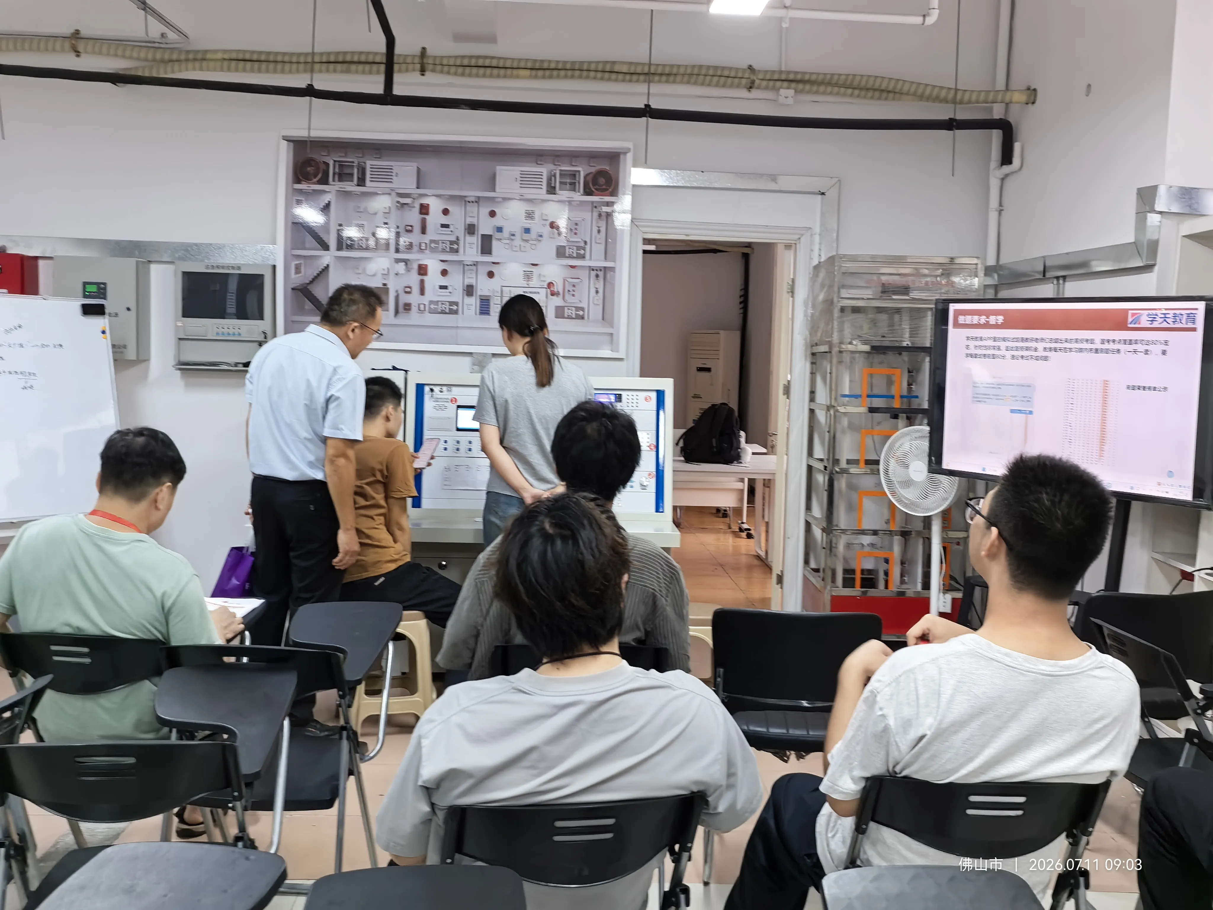 学天教育佛山消防学校分校-实操间