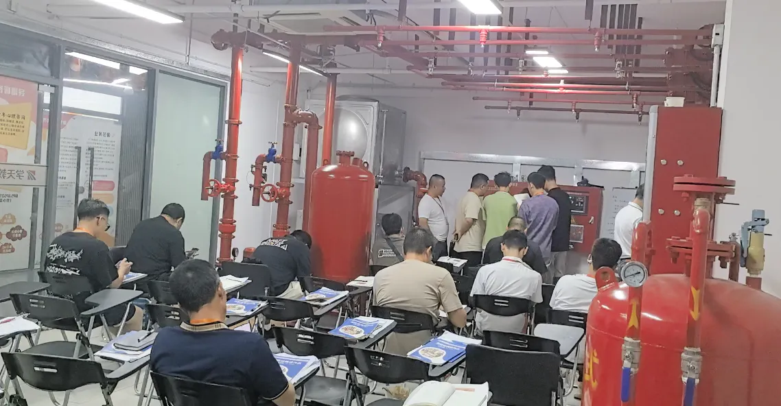 学天教育佛山消防学校分校-实操间